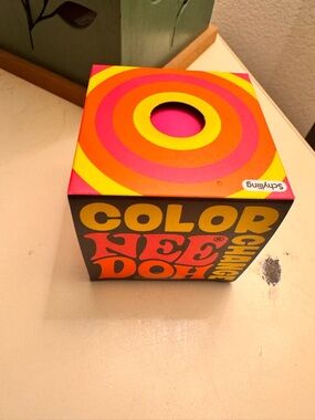 Color changing Needoh in pink